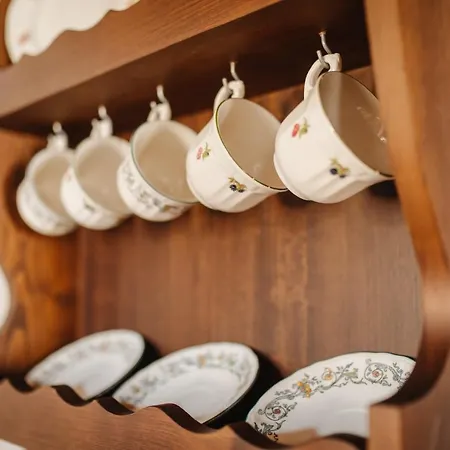 Porcia Tapia De Casariego